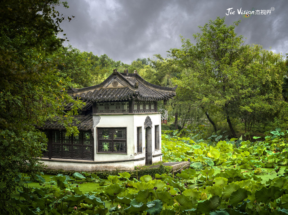 乾隆|乾隆年间的一场“骗局” 让京城北海白塔多了一个瘦西湖“姐妹”