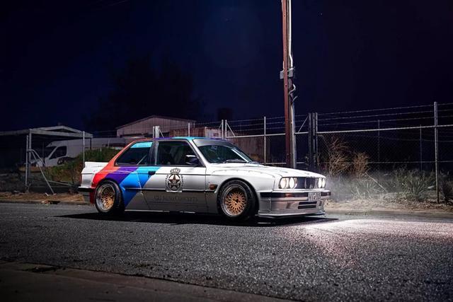 宝马e30装入大排量v8动力再也没有人嫌它老