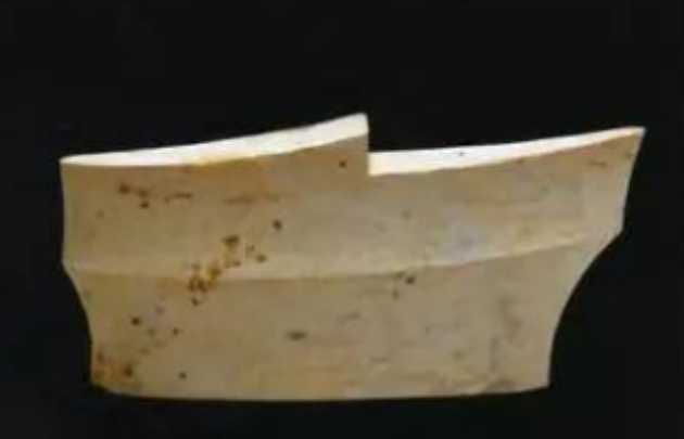 朴刀|朴刀讲究劈砍，为何梁山好汉热衷搠刺？水浒：我们用的朴刀不同！