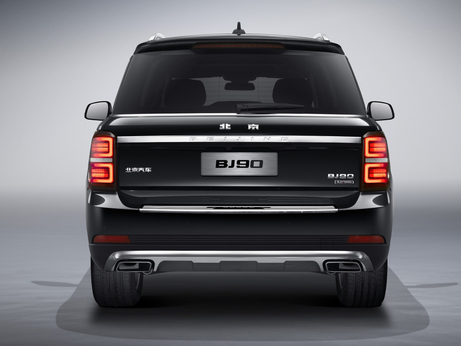 全时四驱|最不该被冷落的国产巨无霸，标配全时四驱，气场强过宝马X7，搭V8引擎