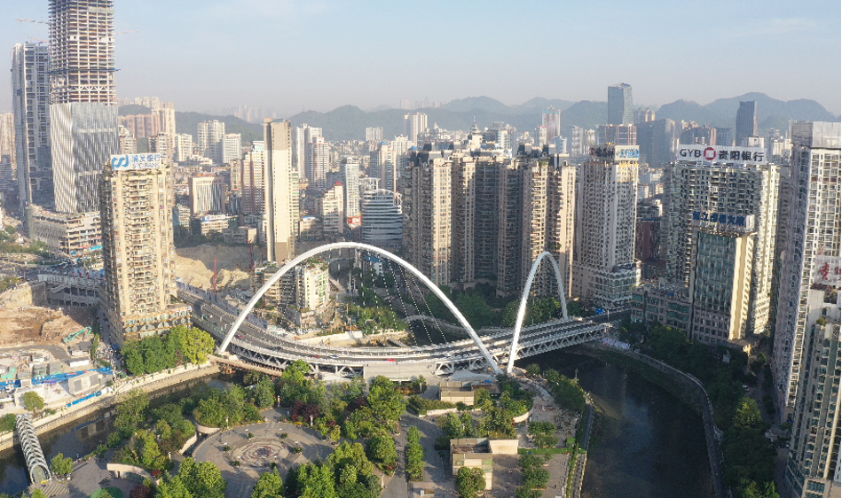 致敬贵阳建设者 筑建新辉煌|筑城广场大桥_腾讯新闻