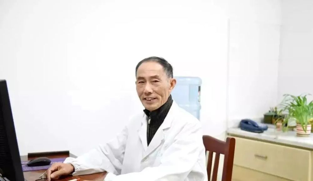 宜兴市中医医院|1月，年近8旬的他写下“请战书”；现在，它在北京被展出了