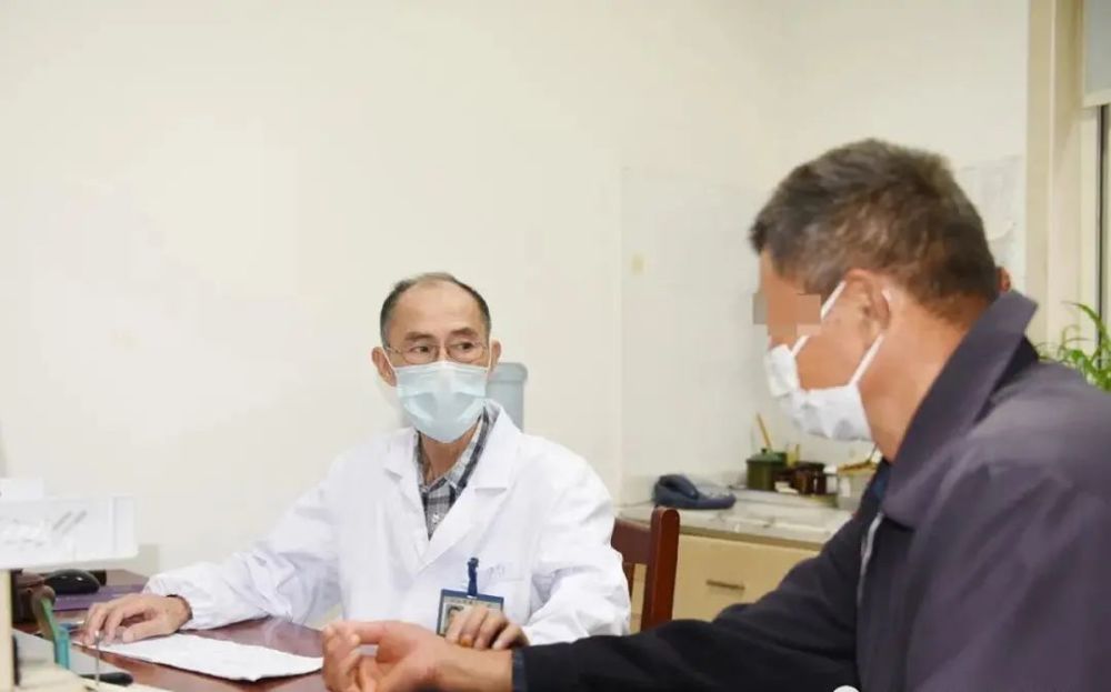 宜兴市中医医院|1月，年近8旬的他写下“请战书”；现在，它在北京被展出了