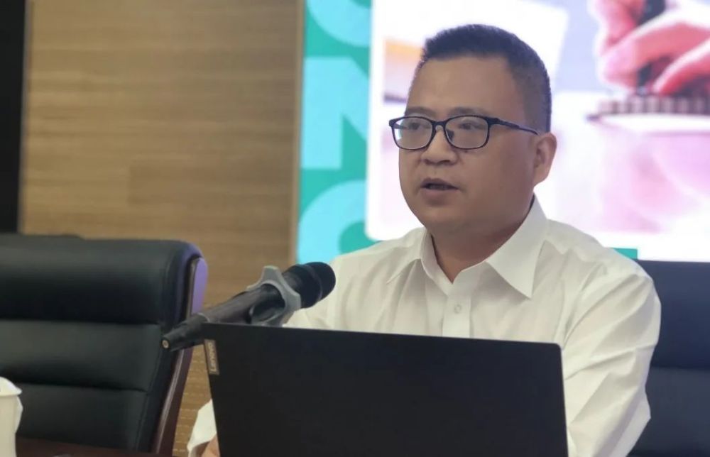 市教育局党委委员,副局长徐旭升从更高的站位,更广的视角讲述了此次非