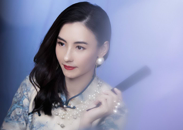 张柏芝|张柏芝被曝结婚，结婚照被晒出，三胎儿子爸爸疑曝光