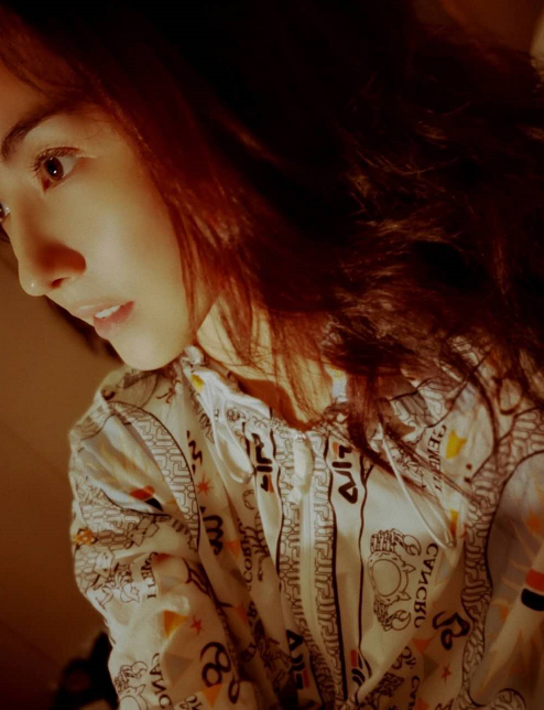 张柏芝|张柏芝被曝结婚，结婚照被晒出，三胎儿子爸爸疑曝光