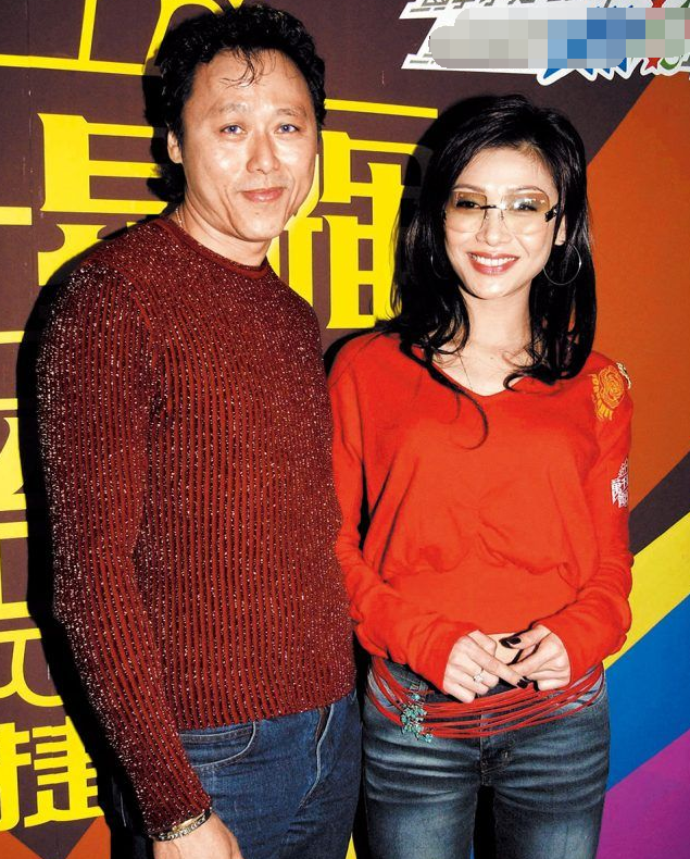 49岁性感女神张慧仪谈爱情观经历家暴伤痛后愿为养子拒绝嫁人