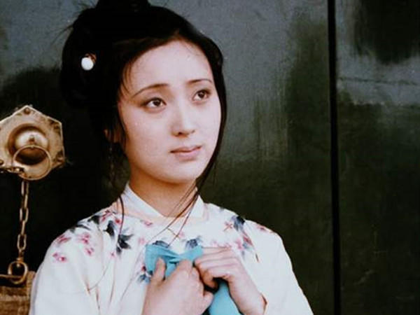 宝钗|林黛玉是怎么死的？宝钗一句话，逼黛玉以死明志：一抔净土掩风流