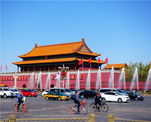 天安门|天安门无钉无铆屹立百年，是谁设计的？原来是18岁的天才建筑师