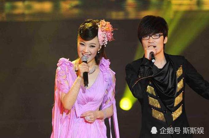 王小玮|玖月奇迹王小玮事业开挂，荣获电子键盘学会会长，这才是独自美丽