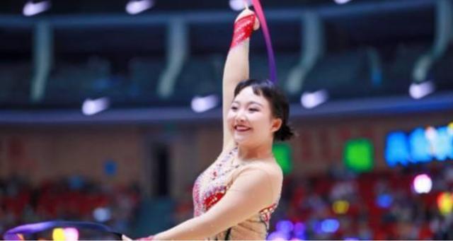 辣目洋子|从网红到演员，实力炸裂的辣目洋子，长得不好看就红不了？