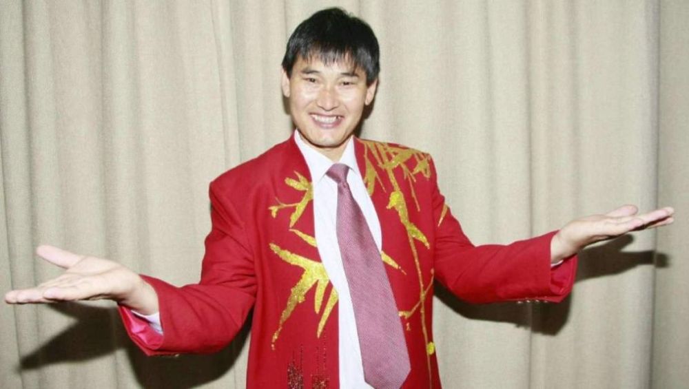 赵本山|赵本山儿子撞脸大衣哥儿子，如今一个是新晋网红，一个已是大老板