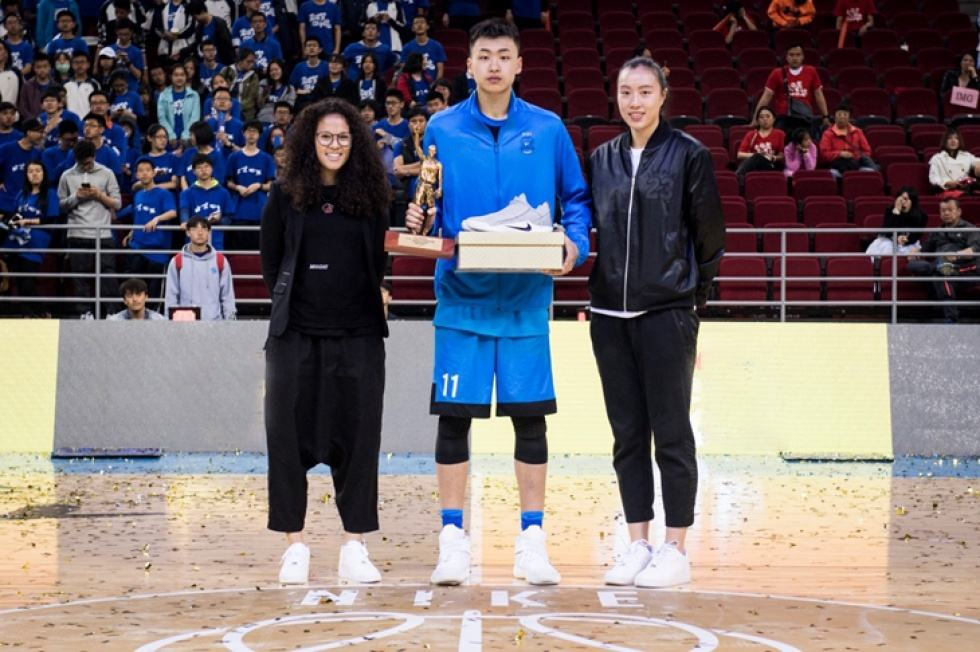 齐麟:为打cba从清华退学的男篮新星,奶奶是《女篮5号》原型