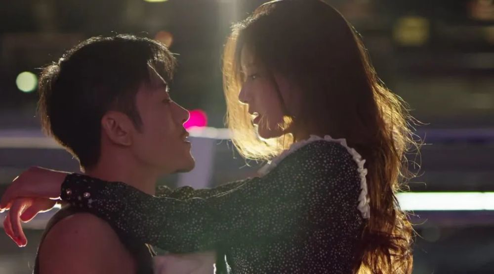 赵露思|赵露思拍吻戏怕被“欺负”，一番话不点明忧虑，却让林雨申知分寸