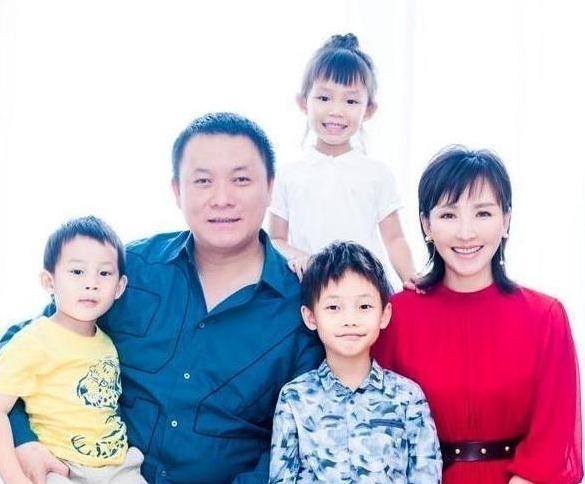 岳丽娜|弟控郭靖宇：19岁与岳丽娜“私奔”，成名后用13年捧红杨志刚