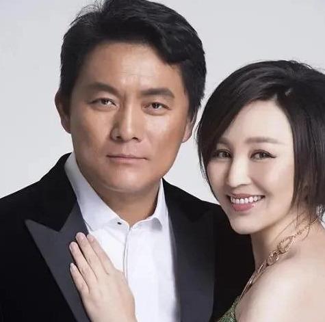 岳丽娜|弟控郭靖宇：19岁与岳丽娜“私奔”，成名后用13年捧红杨志刚