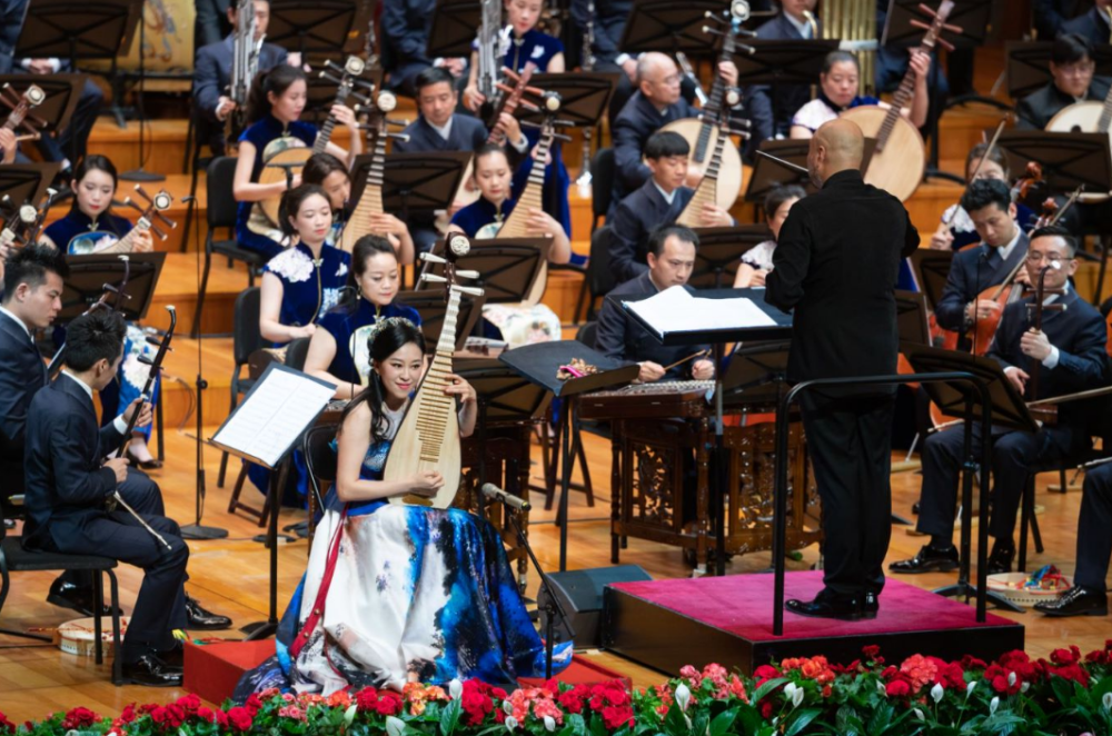 琵琶演奏家趙聰,笛子演奏家王次恆,二胡演奏家於紅梅,時隔十個