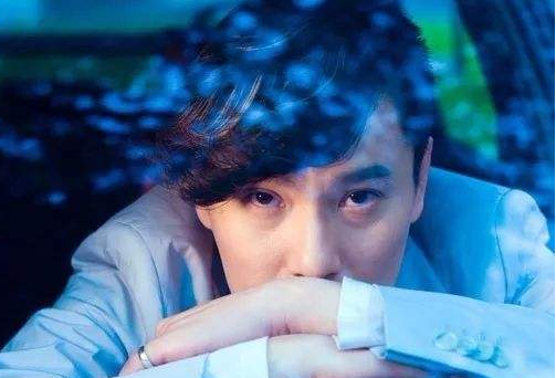 张信哲和女粉丝谈恋爱被甩至今单身未婚此生坚决不碰粉丝