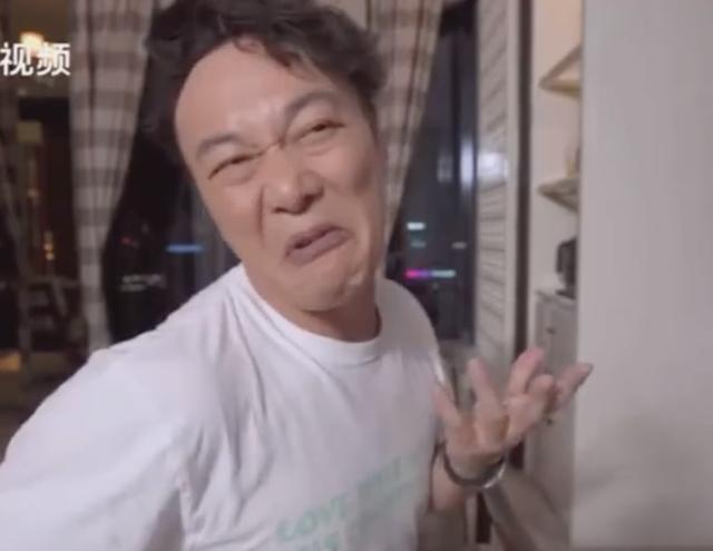 陈奕迅|陈奕迅吃醋女儿追星王一博蔡徐坤，自称没他们红但地位高，神态傲娇