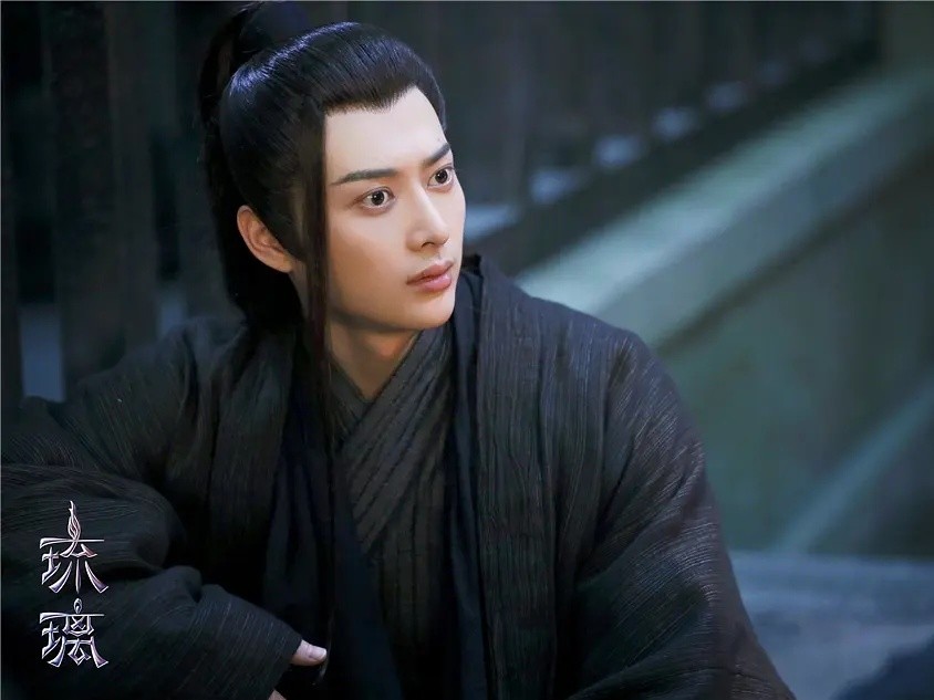 梦醒长安|《梦醒长安》将杀青，却成《有翡》对手，成毅热度有望超王一博？