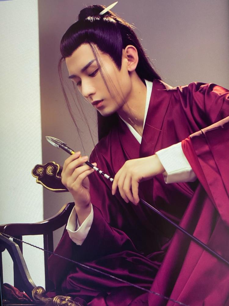 梦醒长安|《梦醒长安》将杀青，却成《有翡》对手，成毅热度有望超王一博？