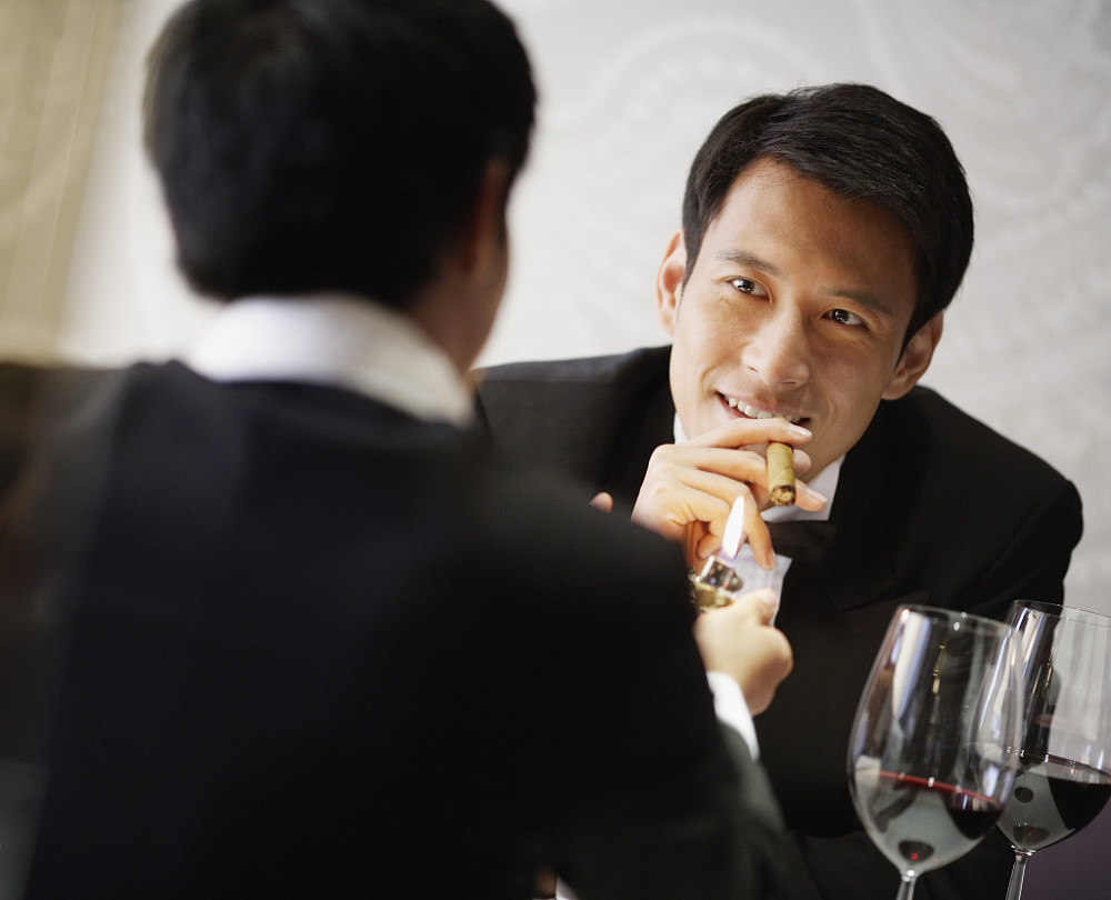 房产中介|25家知名房产中介被查，房产中介的毒瘤不该取消么？楼市要干净