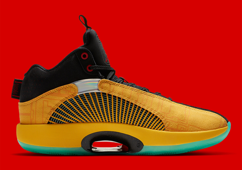 这款鞋于今日发售,喜爱中国风的朋友可以准备入手了.