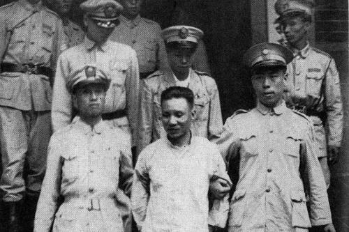 万墨林:杜月笙身边第一红人,硬抗日军穿骨