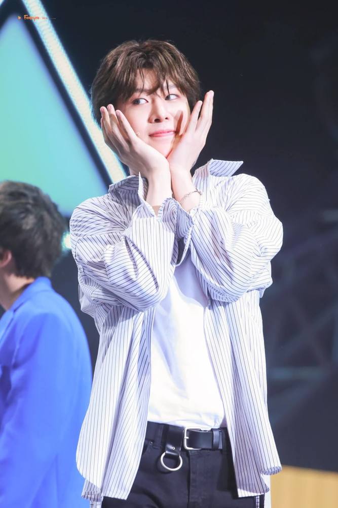 范丞丞|范丞丞节目录制现场突发事故！粉丝摔伤被救治，发文还原现场感谢范丞丞帮助