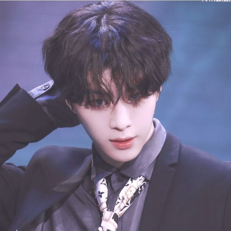 范丞丞|范丞丞节目录制现场突发事故！粉丝摔伤被救治，发文还原现场感谢范丞丞帮助