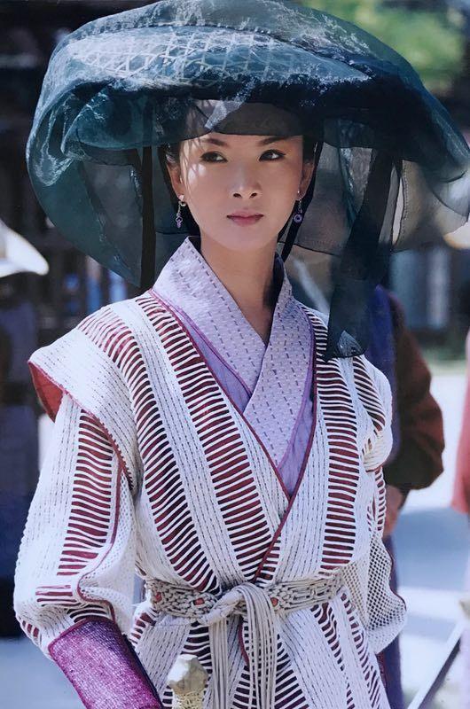 师小红与谢兰因戏生情,甘做丁克哪知老来得子,如今家庭幸福美满