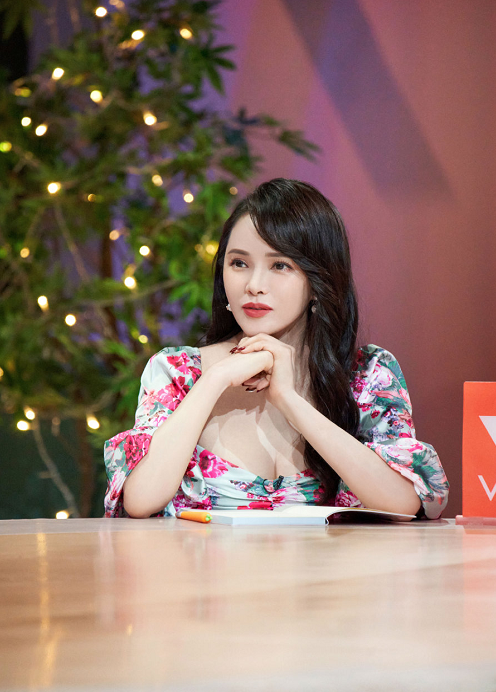 伊能静|伊能静暴脾气犯了，直言想揍男嘉宾，黄圣依连忙提醒在录节目