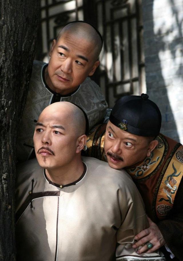 和珅纪晓岚和刘墉三人谁的官职最高谁的权力最大