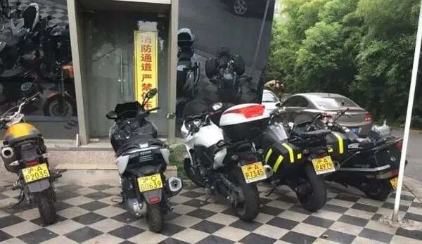 上海摩托车外牌抓拍图片