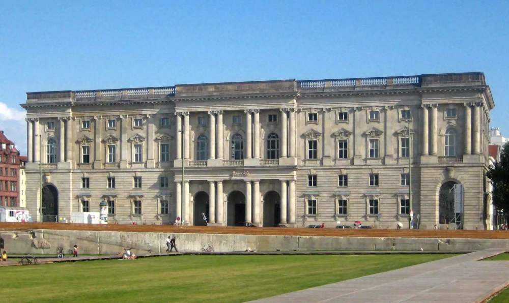 世界5大著名军校,有一个在我们国家,假如能考上真是了不起