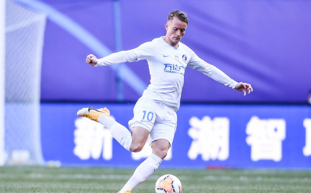 大连人球员评分:龙东6.5分,拉尔森6.7分,进球功臣全场最佳!