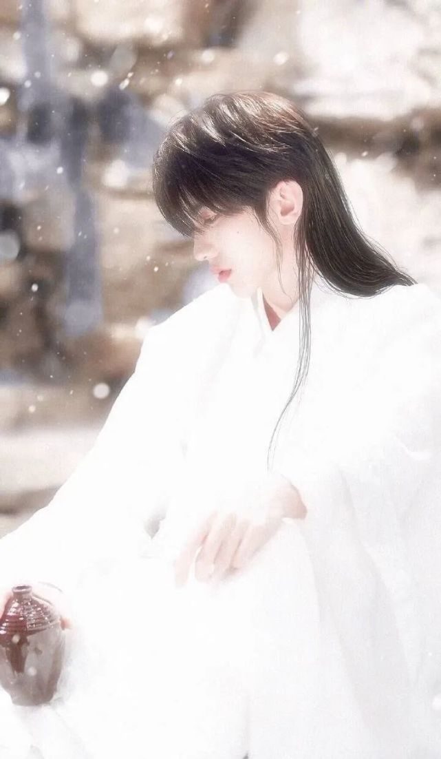 蔡徐坤古装p图造型合集!真的太仙了!