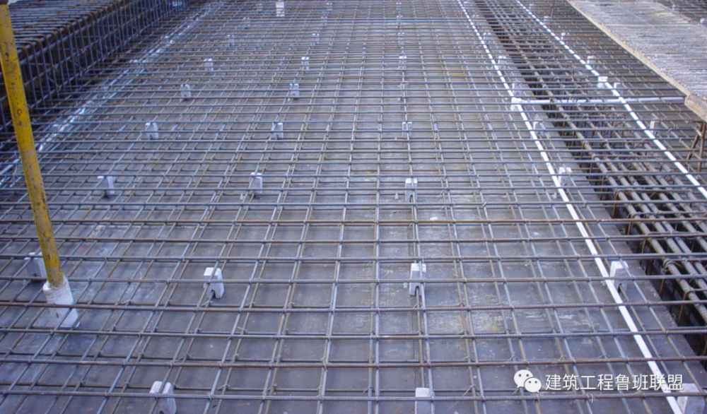 如何确保钢筋混凝土保护层厚度?施工和垫块要点总结!_腾讯新闻