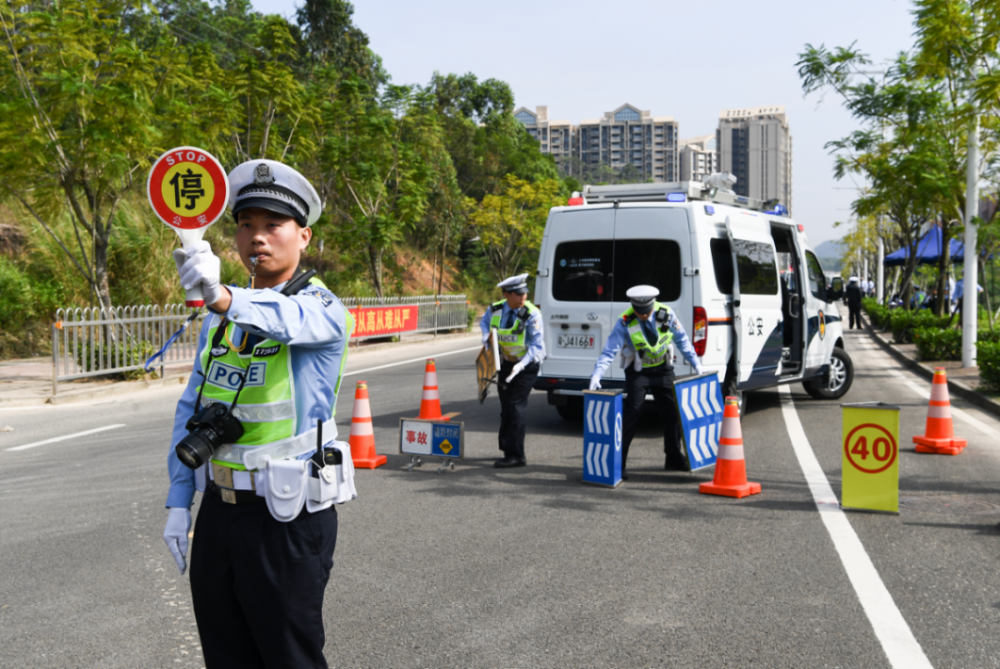 道路交通事故现场勘查大比武广东交警齐齐亮绝活