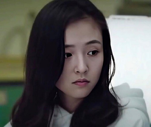 黑色灯塔乔雅是谁去哪了乔雅为什么让乔诺冒充她