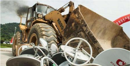 卫星锅|卫星锅为何被禁用，它究竟能看到什么？原来是我们小看它了