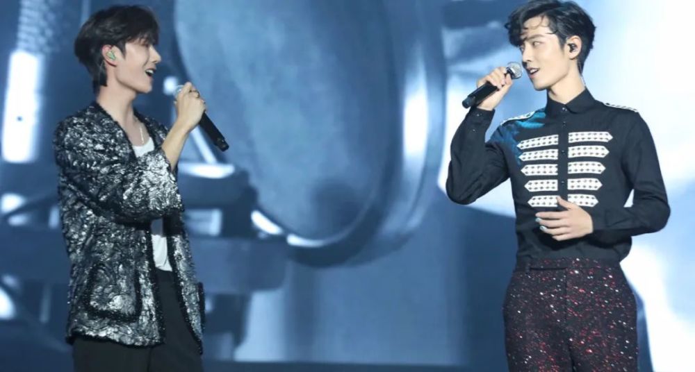 爱豆|贵圈｜朱一龙任豪因婚恋遭粉丝反噬：为什么粉丝不许自己偶像谈恋爱？