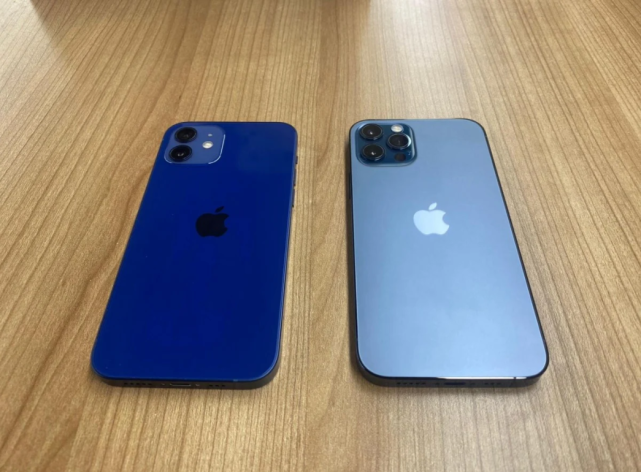 新款iphone 12蓝色货不对办 网民嘲讽 Iphone 12 Pro Iphone 苹果 Iphone12