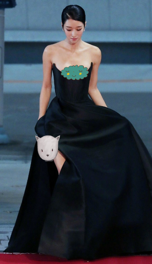 29届釜日电影节红毯,徐睿知一袭抹胸礼服"挑大梁",好身材养眼