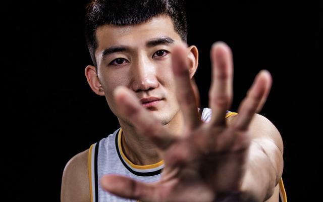 孙铭徽:将天赋炼造成硬实力,他会成为国篮内线新的领袖吗?