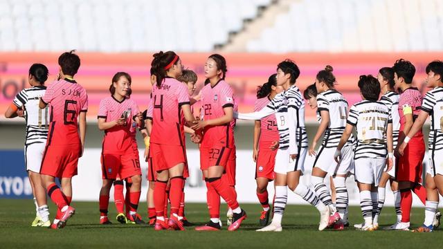 韩国女足队服图片