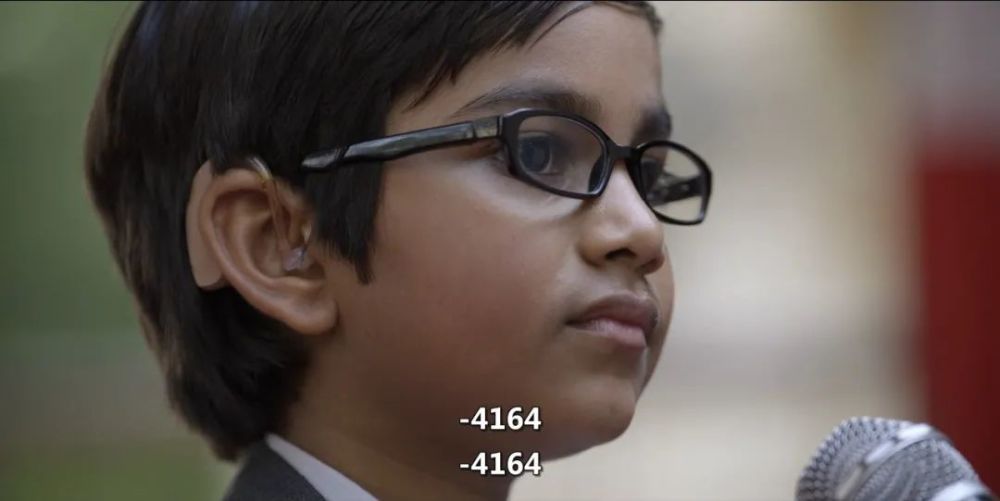 阿雅安|骗了10亿人的超级网红，被这部新片戳穿了