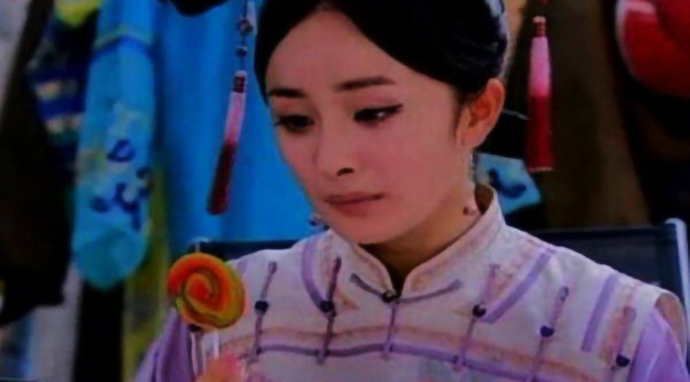 穿帮镜头|影视剧穿帮镜头，拍战争戏演员笑场，杨过断了哪条胳膊？