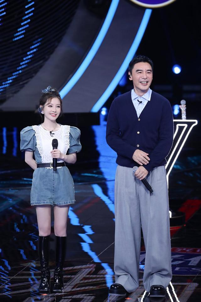 超萌父女组合诞生反差最大配合却最默契冯提莫钟镇涛唱功太赞