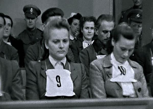 纳粹中最年轻的女魔头,被判绞刑时,提一荒唐要求,让人鄙视无语_腾讯